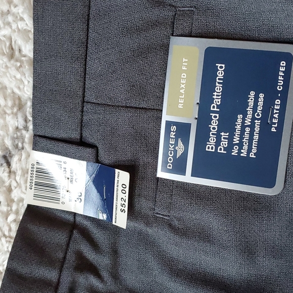 Dockers Pants - Picture 3 of 5